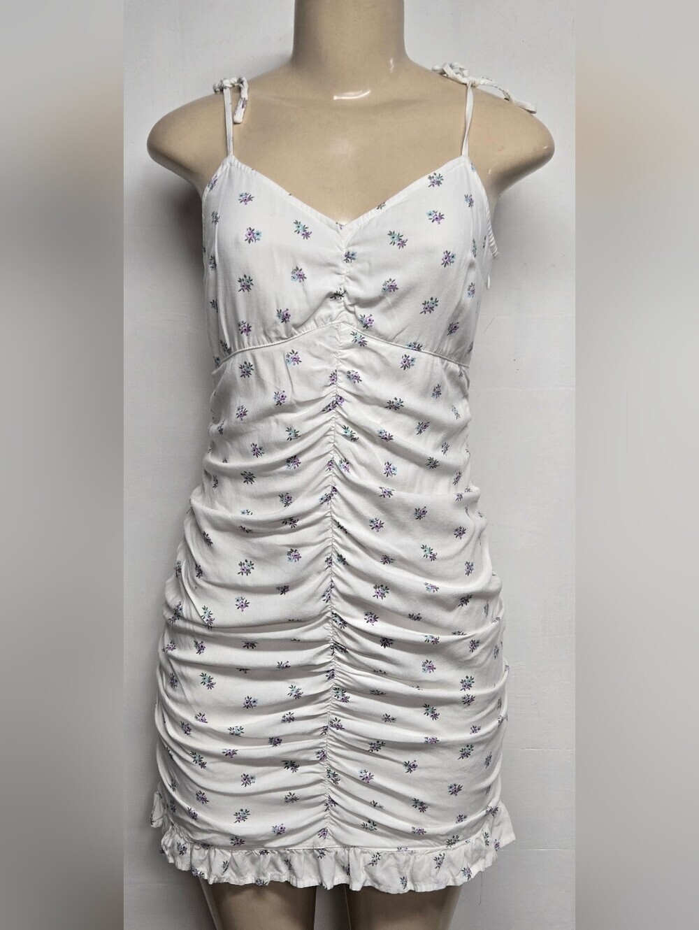 Hollister Dress S Ruched Smocked Spaghetti Strap Ties White Floral V Neck Lined